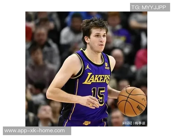 鹈鹕主帅称赞费尔斯表现出色攻防两端展现年轻球员的无限潜力