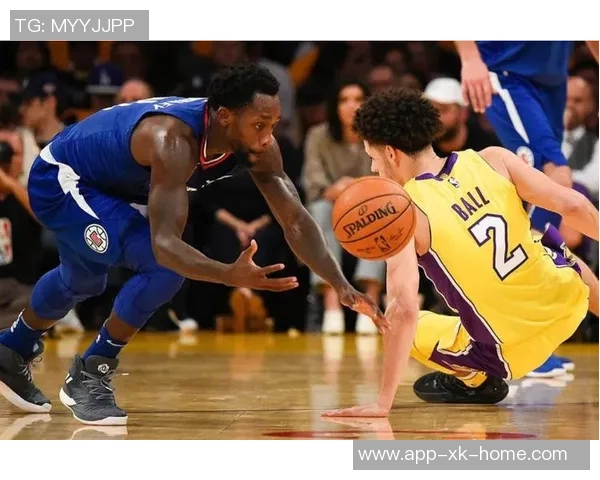 贝弗利称WNBA球队可胜NBA替补球哥自信表示九年级时就能轻松击败WNBA