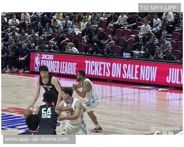 明日杨瀚森首秀即将开启粉色小书包陪伴他踏上NBA之旅