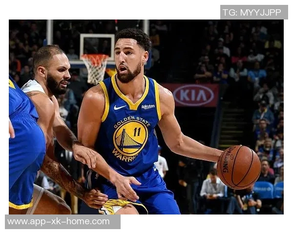 克雷格波特精彩表现撤步远投被犯规成功打成三分加一